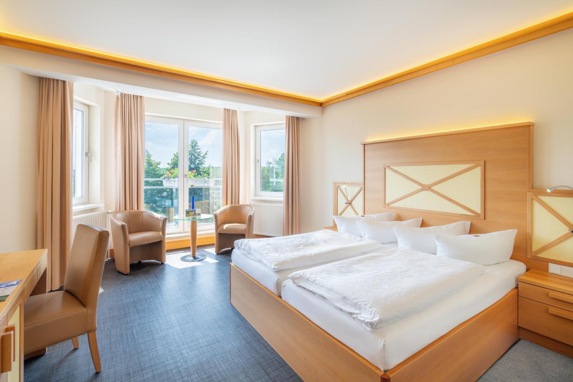 Strandhotel Seerose Kölpinsee Buitenkant foto