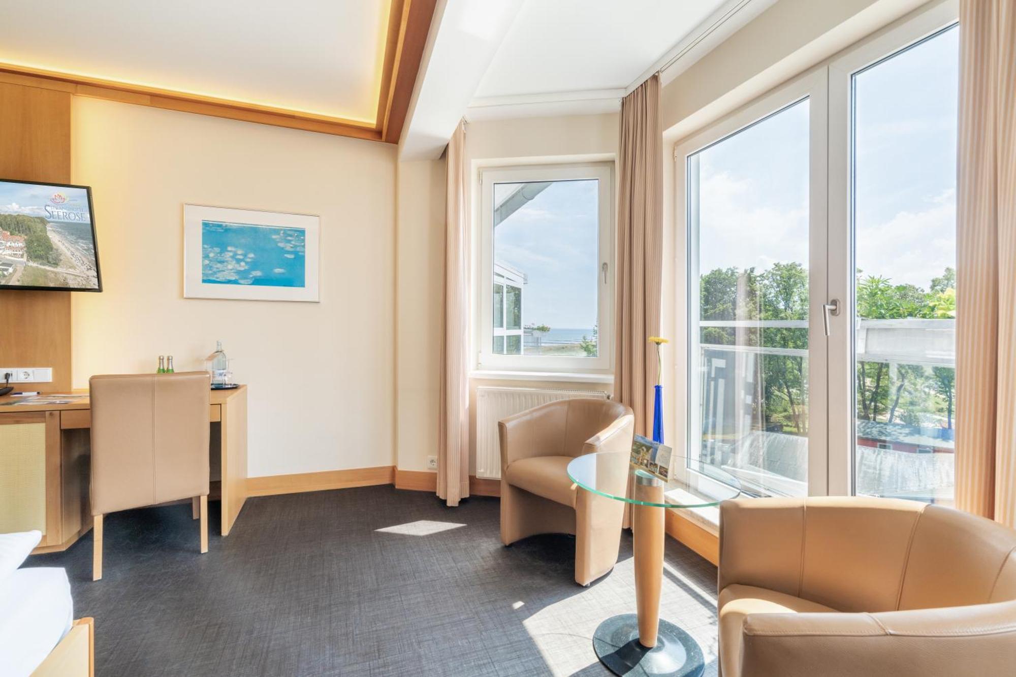 Strandhotel Seerose Kölpinsee Buitenkant foto