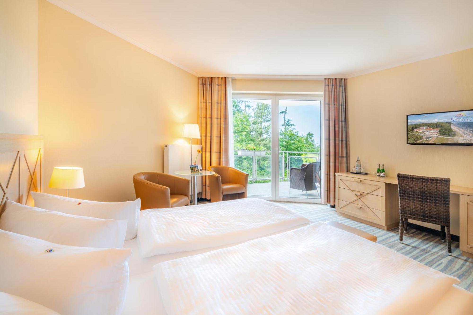 Strandhotel Seerose Kölpinsee Buitenkant foto